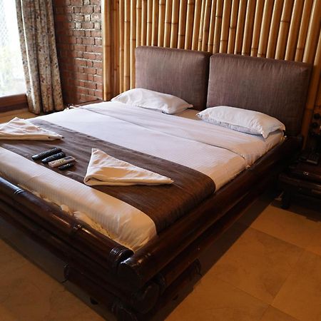 Bamboo And Bricks Resort Welhe Exterior photo