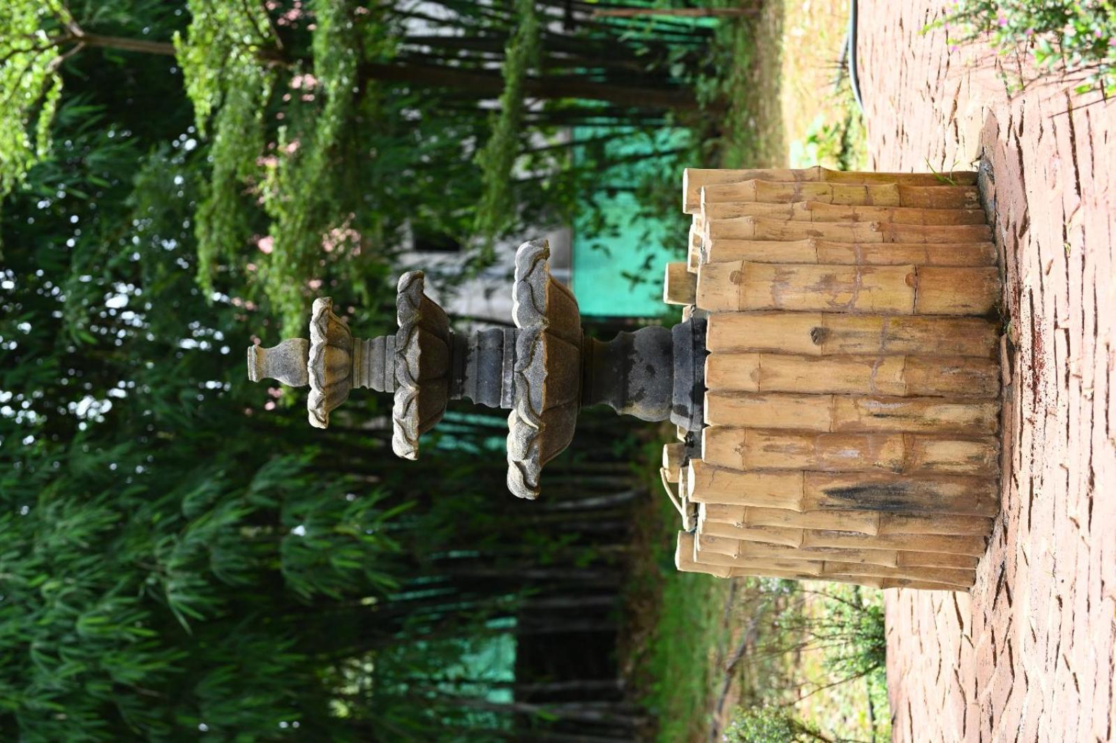 Bamboo And Bricks Resort Welhe Exterior photo